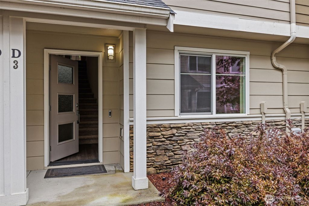 Photo of 12925 3rd Avenue SE #D3, Everett, WA 98208 (MLS # 2440616)