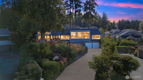 917 Kari Lane Steilacoom WA 98388