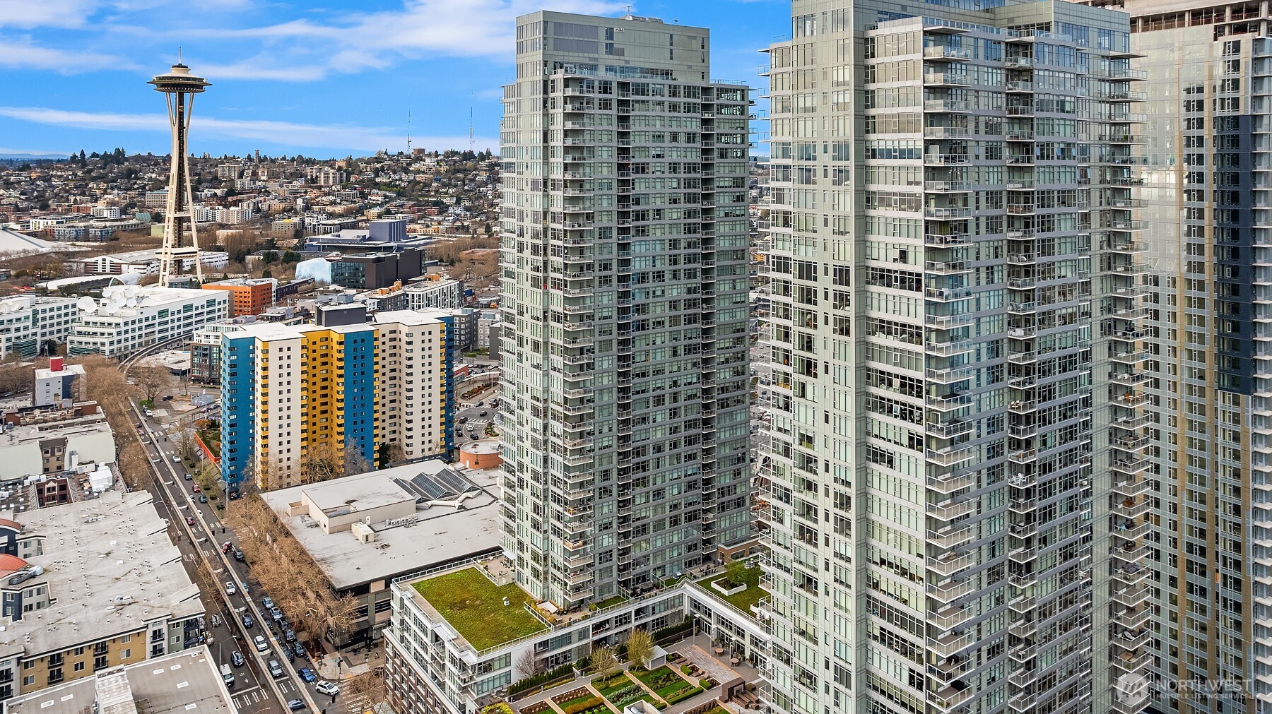 588 Bell Street 201S