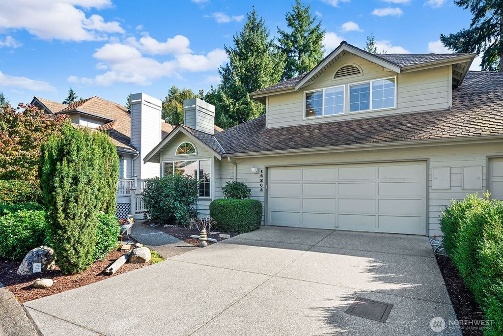Photo of 16208 SE 33rd Circle, Bellevue, WA 98008 (MLS # 2477459)