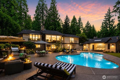 Photo of 3212 211th Avenue NE, Sammamish, WA 98074 (MLS # 2571189)
