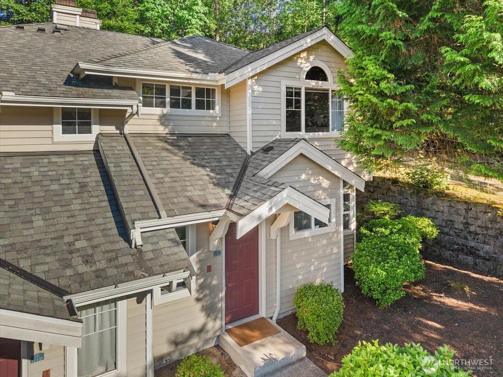 Photo of 2300 Jefferson Ave AVE NE #G131, Renton, WA 98056 (MLS # 2564788)