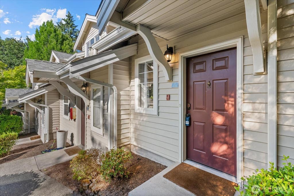 Photo of 2300 Jefferson Ave AVE NE #G131, Renton, WA 98056 (MLS # 2564788)