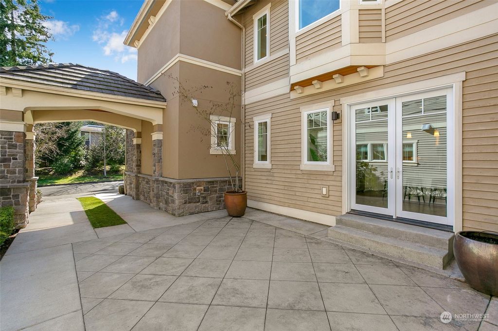 Photo of 17136 NE 46th Court, Redmond, WA 98052 (MLS # 2044894)
