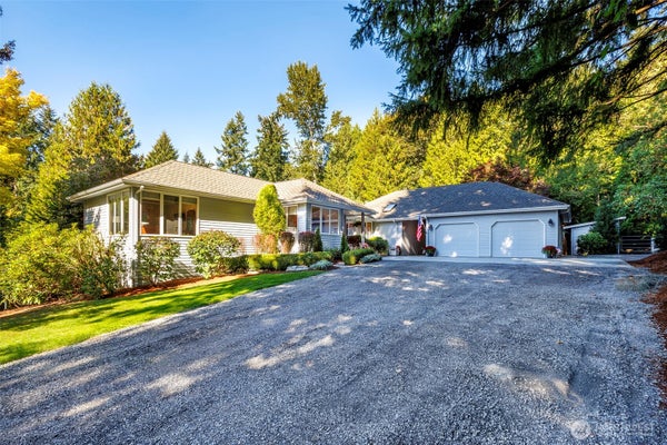 15526 NE 155TH ST, WOODINVILLE, WA 98072 - Image 72862fa2aff44fed3d9eb40ed6efe2e2/515283218