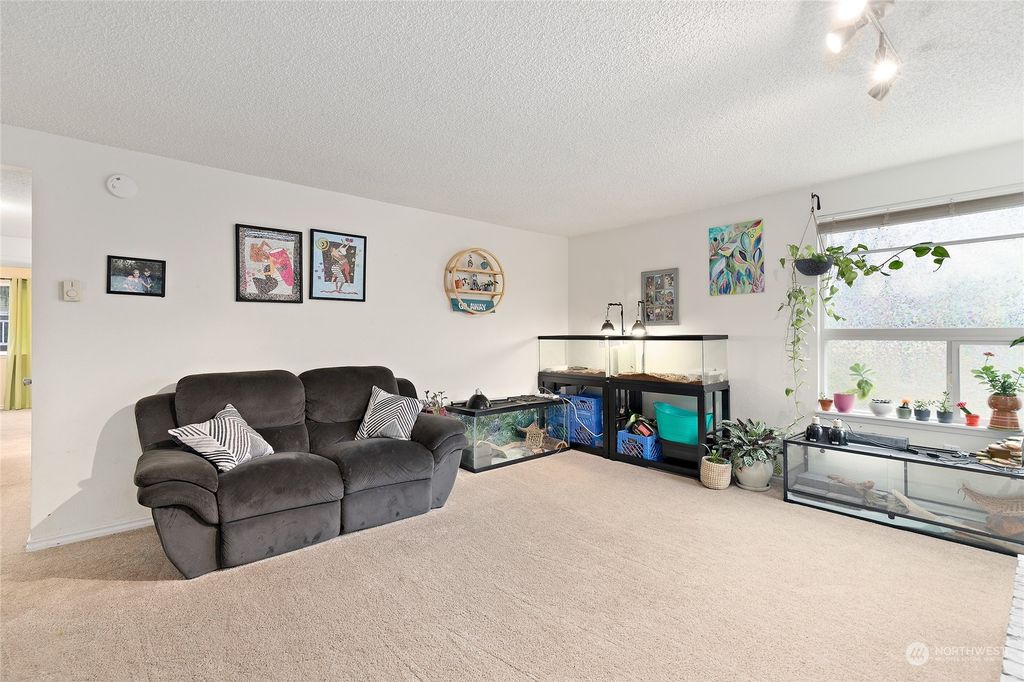 Photo of 820 Cady Road #C201, Everett, WA 98203 (MLS # 2033587)