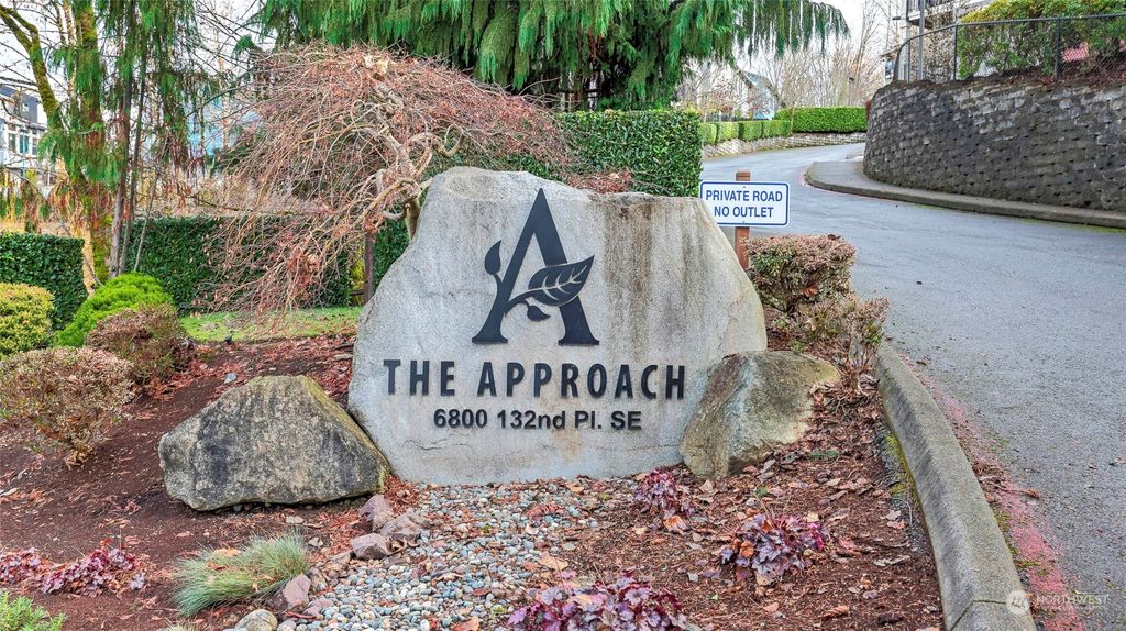 Photo of 6800 132nd Place SE #W302, Newcastle, WA 98059 (MLS # 2024728)