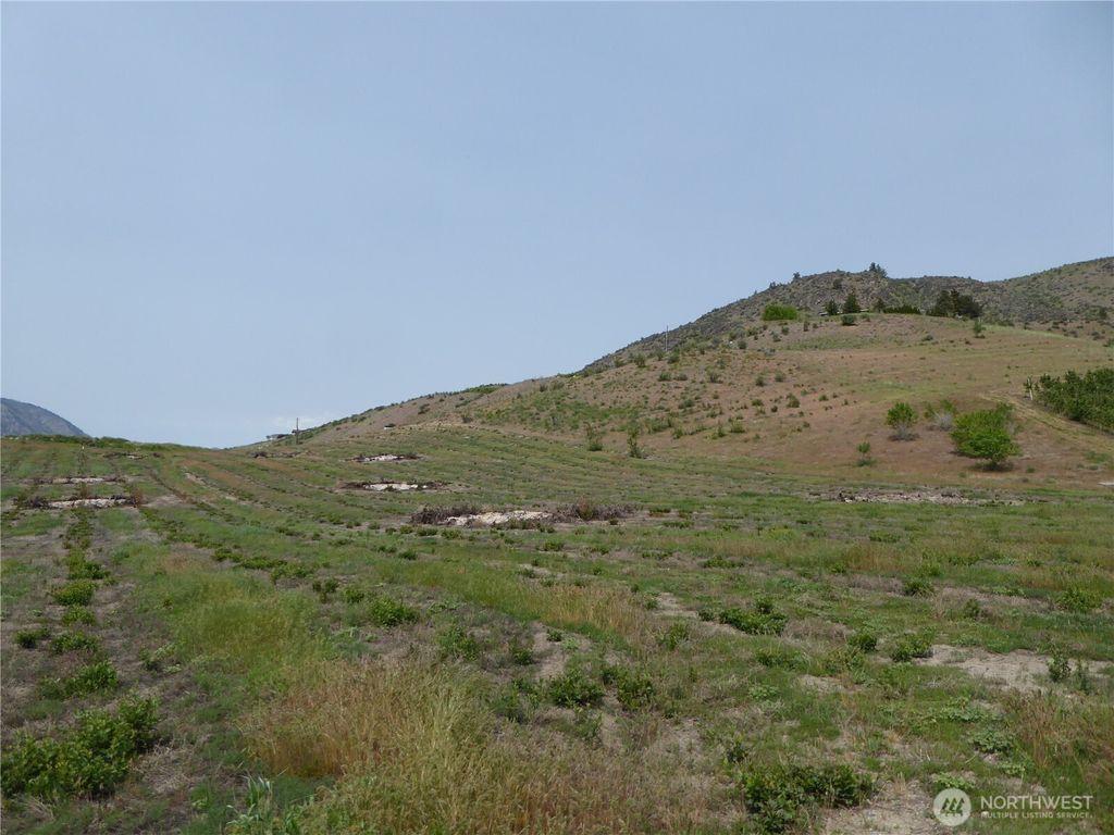 Photo of 5 Roses View Lane, Manson, WA 98831 (MLS # 2463543)