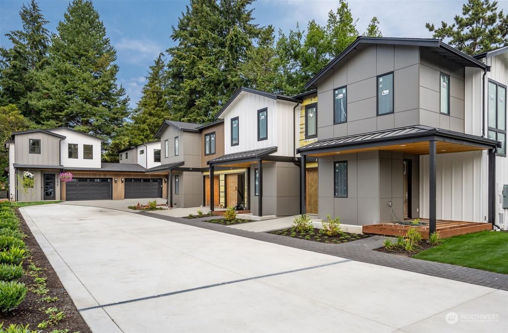 Photo of 1829 4th Street #B, Kirkland, WA 98004 (MLS # 2313120)