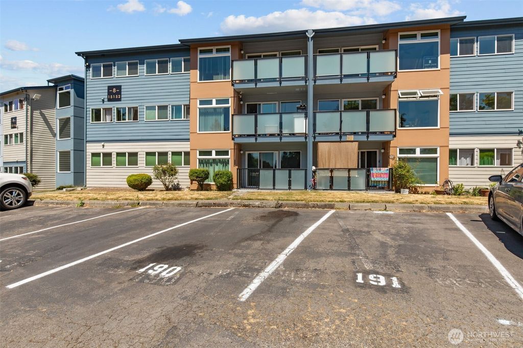 Photo of 15152 65th Avenue S #818, Tukwila, WA 98188 (MLS # 2404718)
