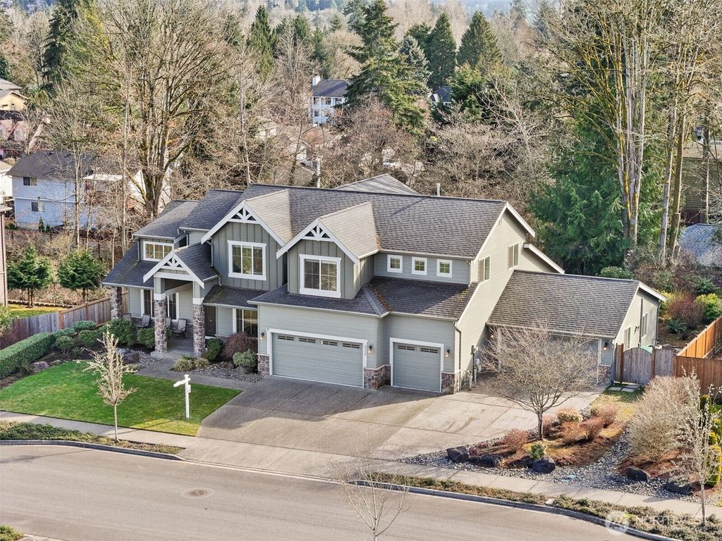 Photo of 2712 243rd PL SW Pl, Kenmore, WA 98036 (MLS # 2341020)