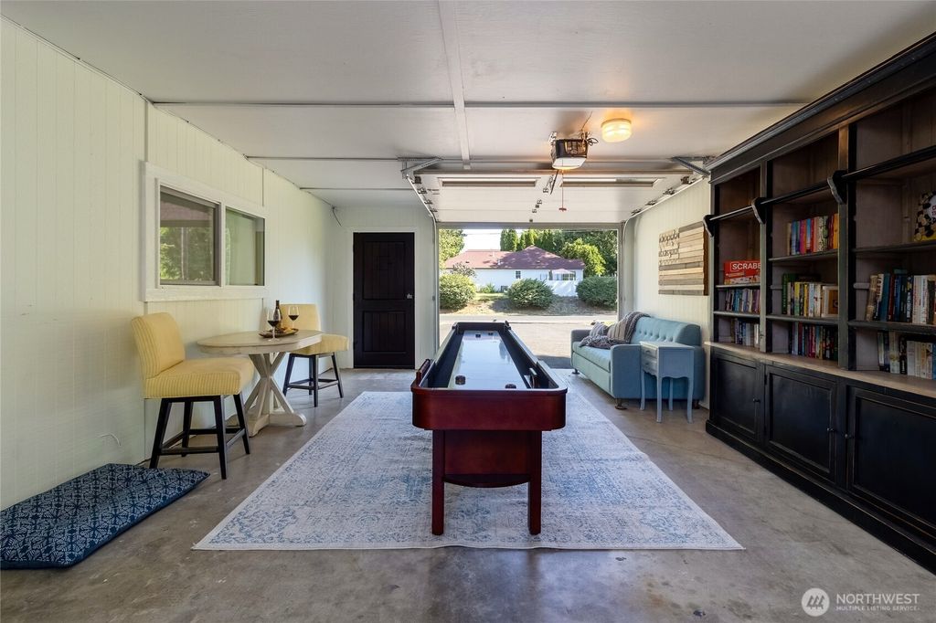 Photo of 1424 Bryant Avenue, Walla Walla, WA 99362 (MLS # 2459193)