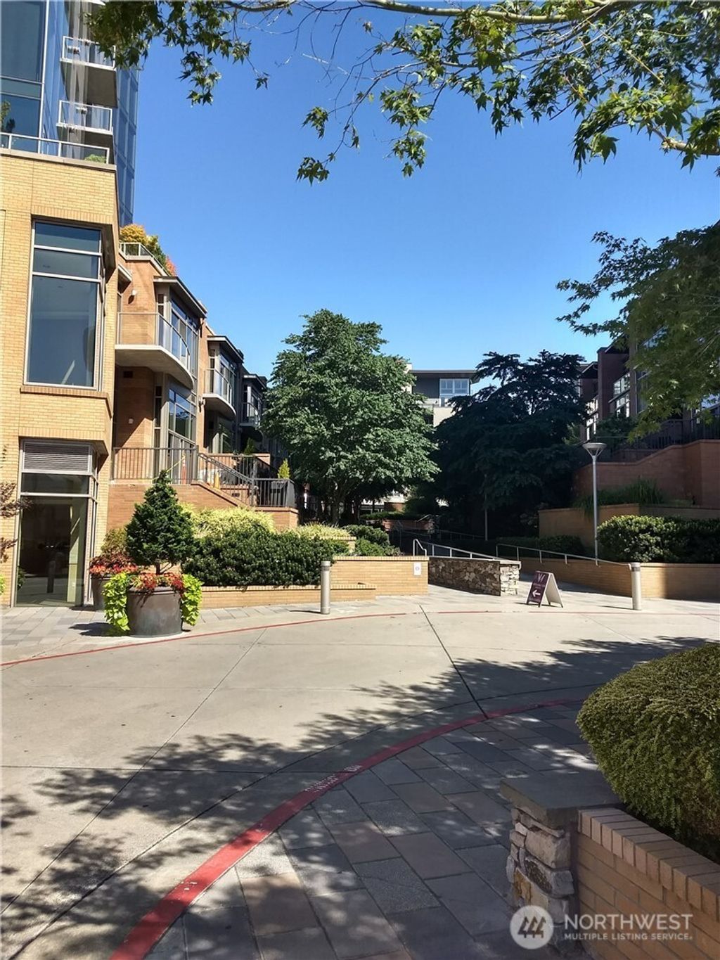 Photo of 10610 NE 9th Place #2007, Bellevue, WA 98004 (MLS # 2513864)