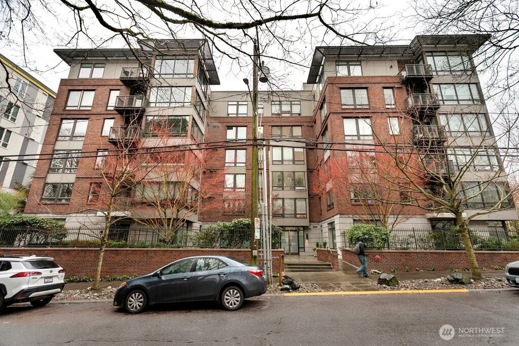 Photo of 4547 8th Avenue NE #508, Seattle, WA 98105 (MLS # 2480992)