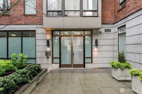 Photo of 4547 8th Avenue NE #508, Seattle, WA 98105 (MLS # 2480992)