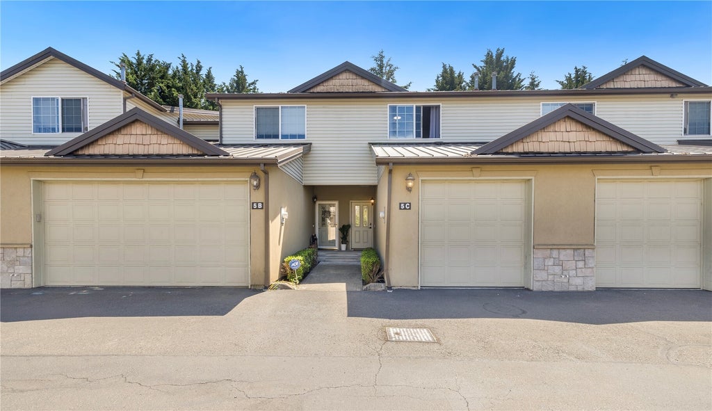 Photo of 418 17th Street SE #5C, Auburn, WA 98002 (MLS # 2597282)