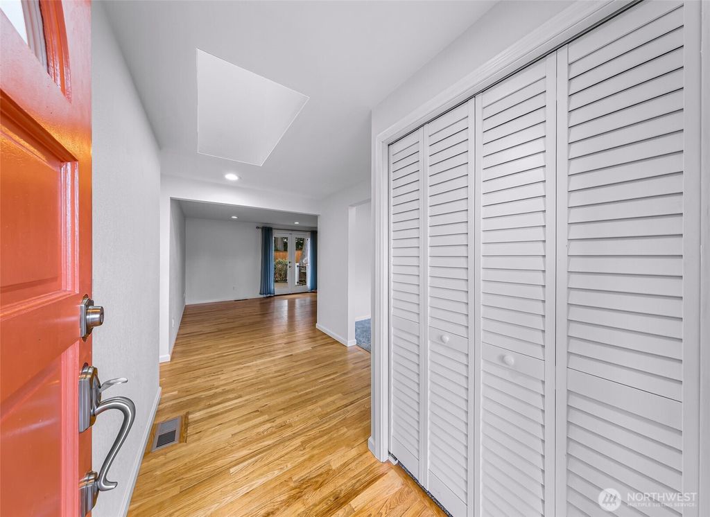 Photo of 4010 Moody Place, Mount Vernon, WA 98274 (MLS # 2499881)