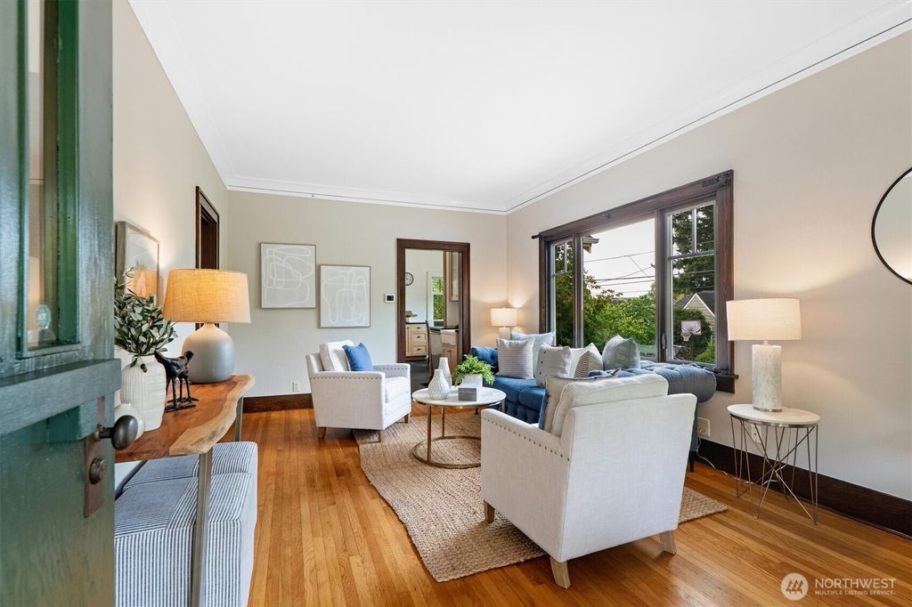 Photo of 1603 NE 70th Street, Seattle, WA 98115 (MLS # 2423739)