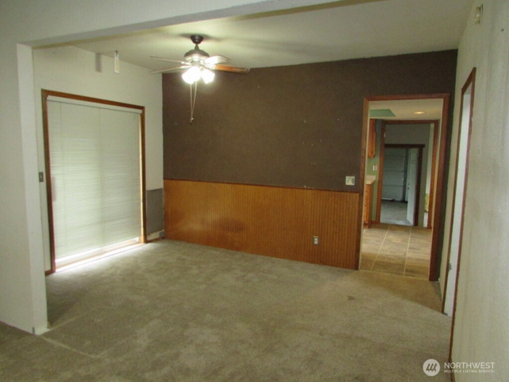 725 W Main