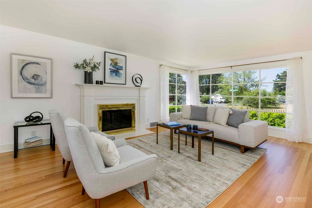 Photo of 12002 Evanston Avenue N, Seattle, WA 98133 (MLS # 2265781)