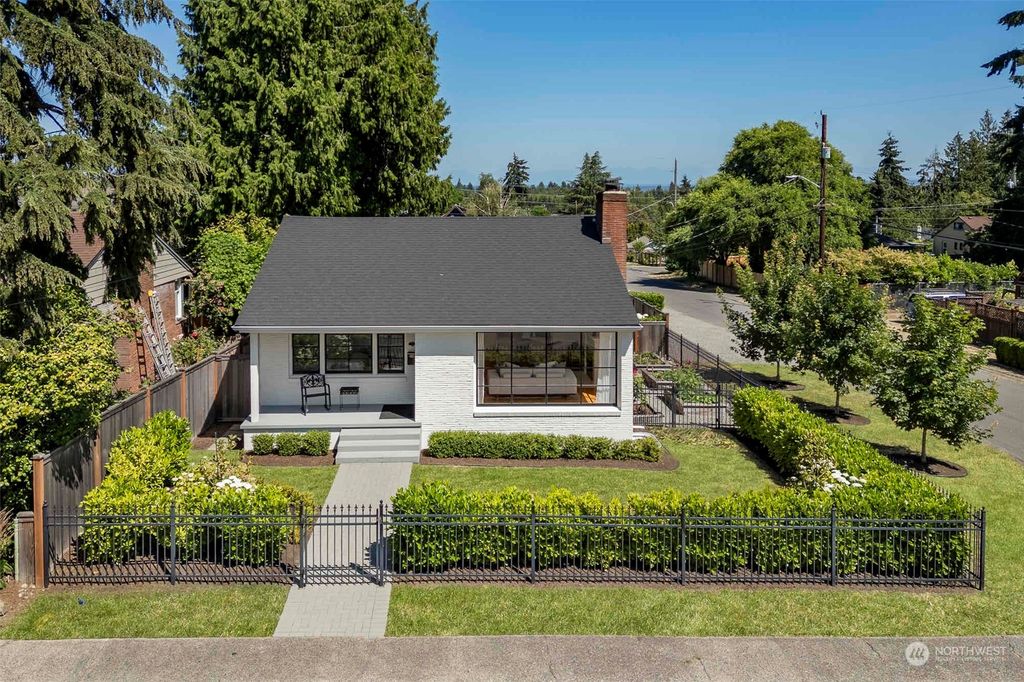 Photo of 12002 Evanston Avenue N, Seattle, WA 98133 (MLS # 2265781)
