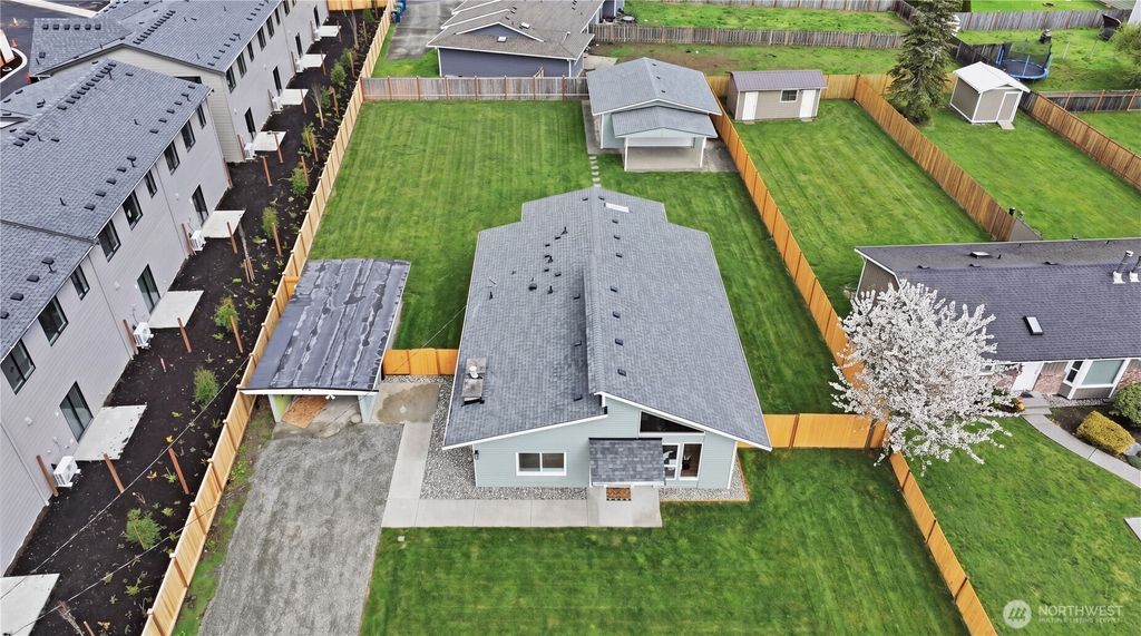 Photo of 4417 84th Street NE, Marysville, WA 98270 (MLS # 2508540)