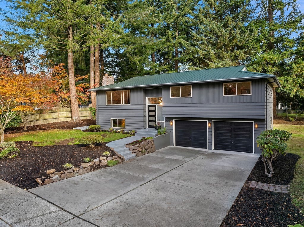 Photo of 19227 49th Avenue W, Lynnwood, WA 98036 (MLS # 2599637)