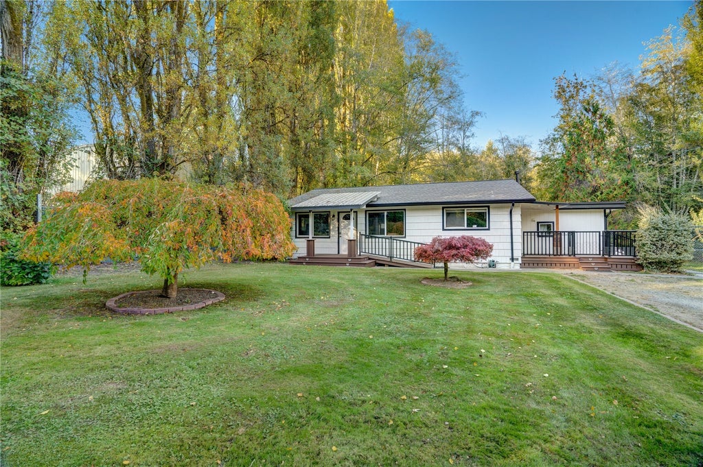 Photo of 1405 SE Pine Road, Port Orchard, WA 98367 (MLS # 2597120)