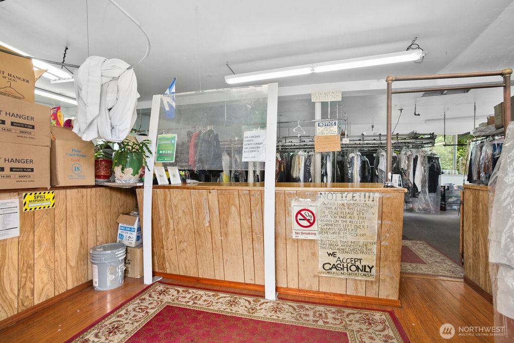 Photo of 9432 Rainier Avenue S, Seattle, WA 98118 (MLS # 2525175)