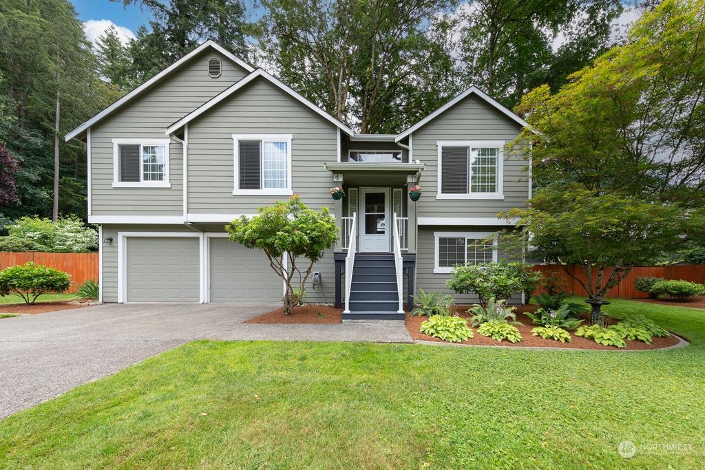 Photo of 32563 NE 46th Place, Carnation, WA 98014 (MLS # 2296554)