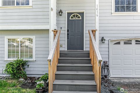 Photo of 1416 200th Street Ct E, Spanaway, WA 98387 (MLS # 2525933)