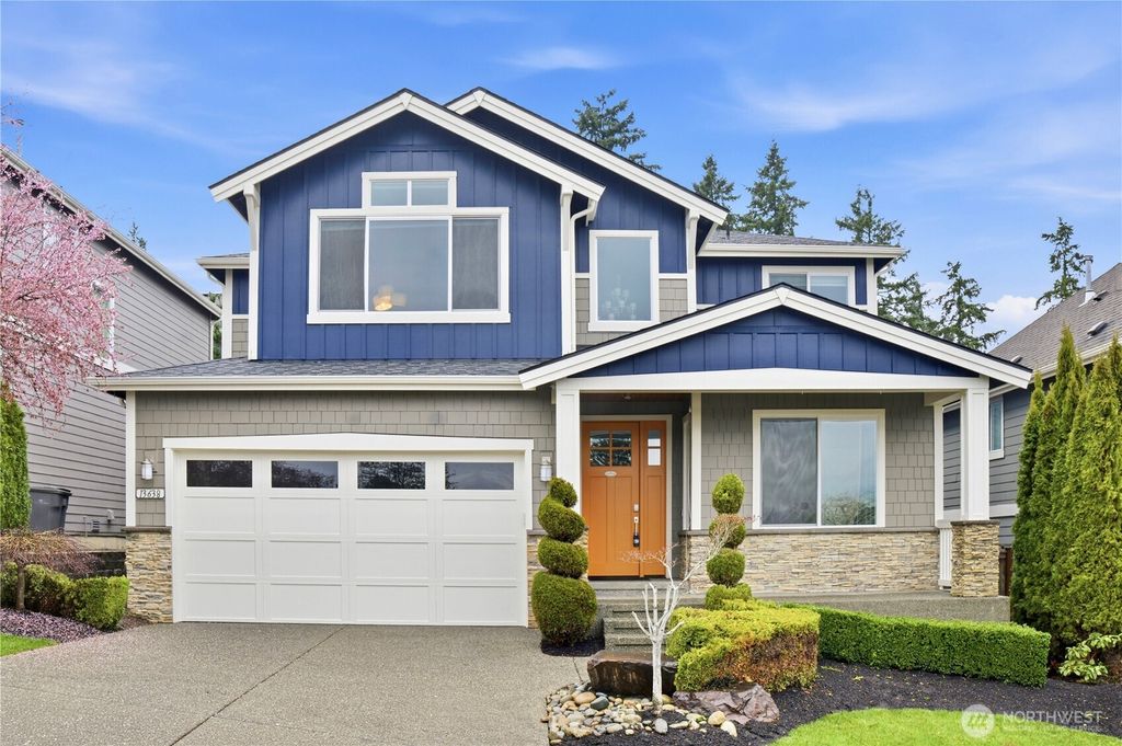 Photo of 13638 NE 133rd Street, Kirkland, WA 98034 (MLS # 2523088)