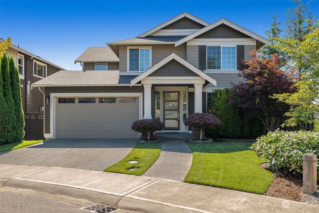 Photo of 10014 SE 192nd Place, Renton, WA 98055 (MLS # 2268031)