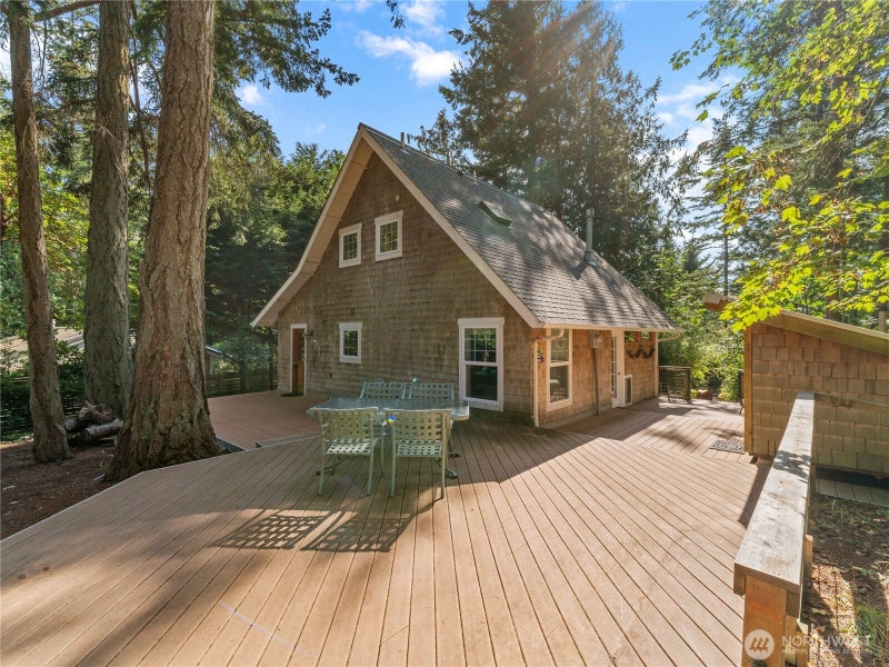 7683 Hideaway Lane