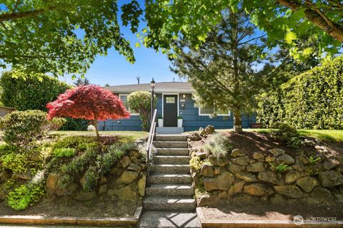 Photo of 3413 48th Avenue SW, Seattle, WA 98116 (MLS # 2516892)
