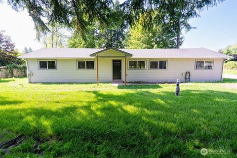 Photo of 13 Barrett Road W, Montesano, WA 98563 (MLS # 2432402)