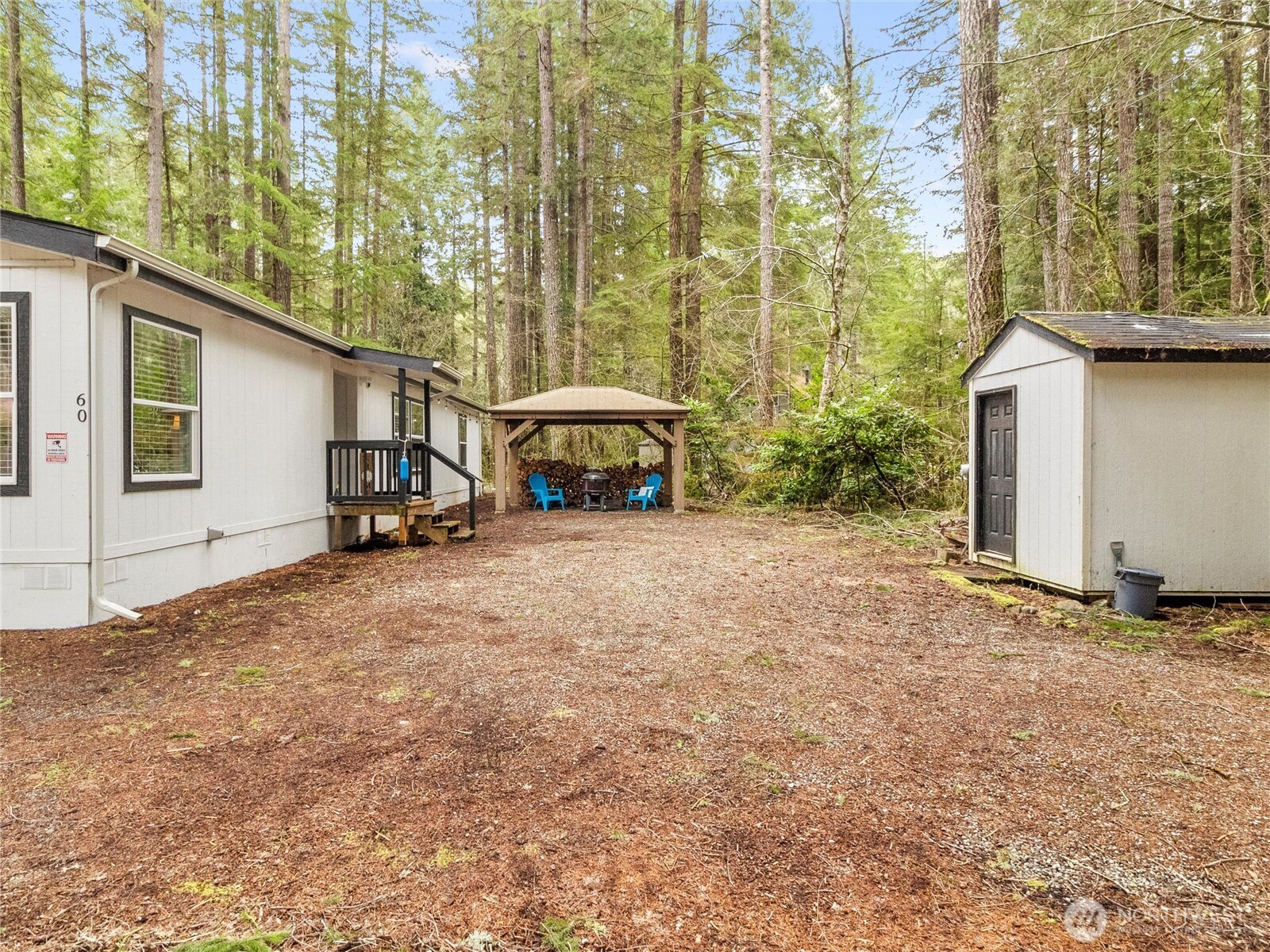 60 Kokanee Cove Way