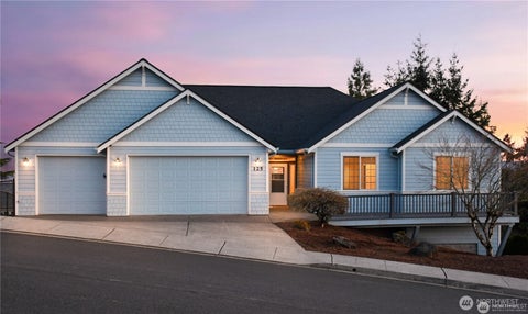 Photo of 125 Ship Watch Circle, Kalama, WA 98625 (MLS # 2537626)