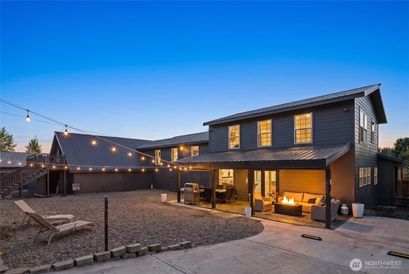 561 3rd Street
