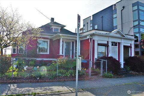 2000 14th Avenue S, Seattle, WA 98144 - MLS#: 2304243