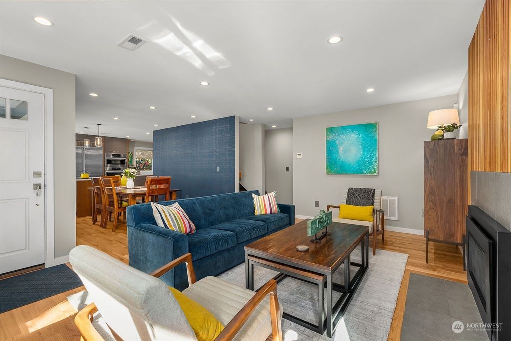 Photo of 8418 46th Avenue SW, Seattle, WA 98136 (MLS # 2245572)