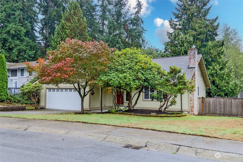 Photo of 14809 116th Place NE, Kirkland, WA 98034 (MLS # 2155561)