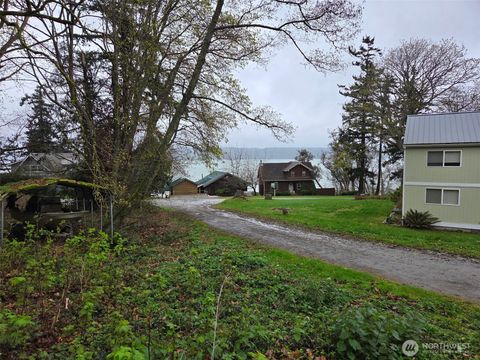 Photo of 61 M Cascade Drive, Hat Island, WA 98206 (MLS # 2495710)