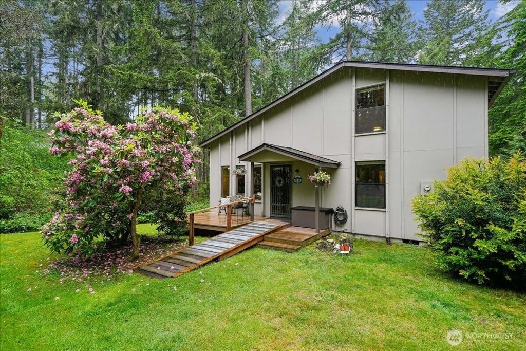 Photo of 10606 Olympic Drive, Anderson Island, WA 98303 (MLS # 2526712)