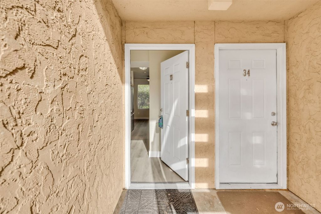 Photo of 12520 NE 145th Street #E-33, Kirkland, WA 98034 (MLS # 2481756)