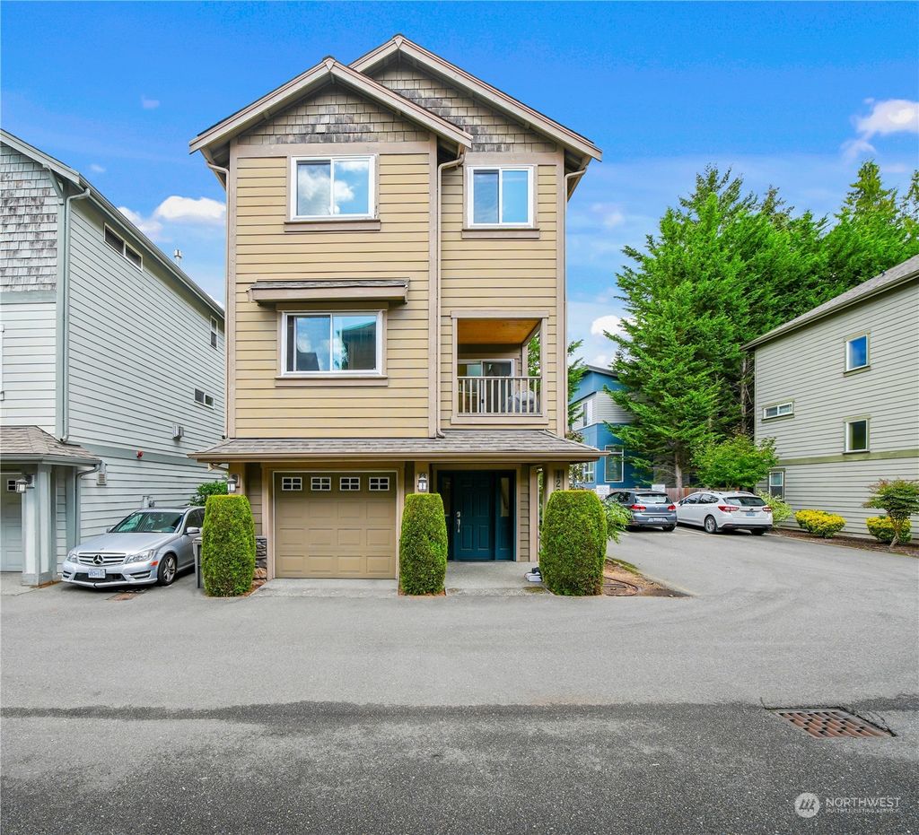 Photo of 1223 162nd Place SW #7, Lynnwood, WA 98087 (MLS # 2294619)