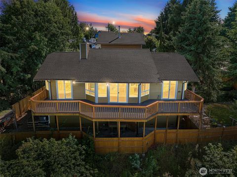 709 22nd Street SW Puyallup WA 98371