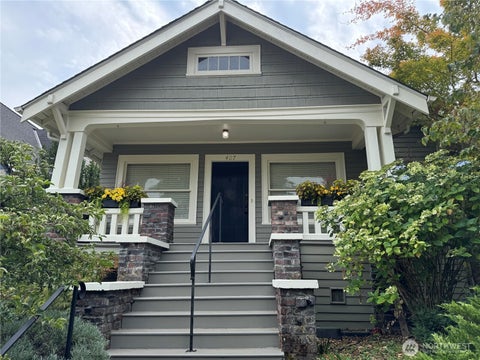 Photo of 407 Smith Street, Seattle, WA 98109 (MLS # 2576676)