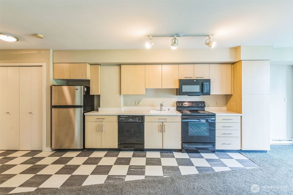 Photo of 1100 106th Avenue NE #508, Bellevue, WA 98004 (MLS # 2440555)