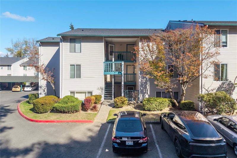 17431 Ambaum Boulevard S D9